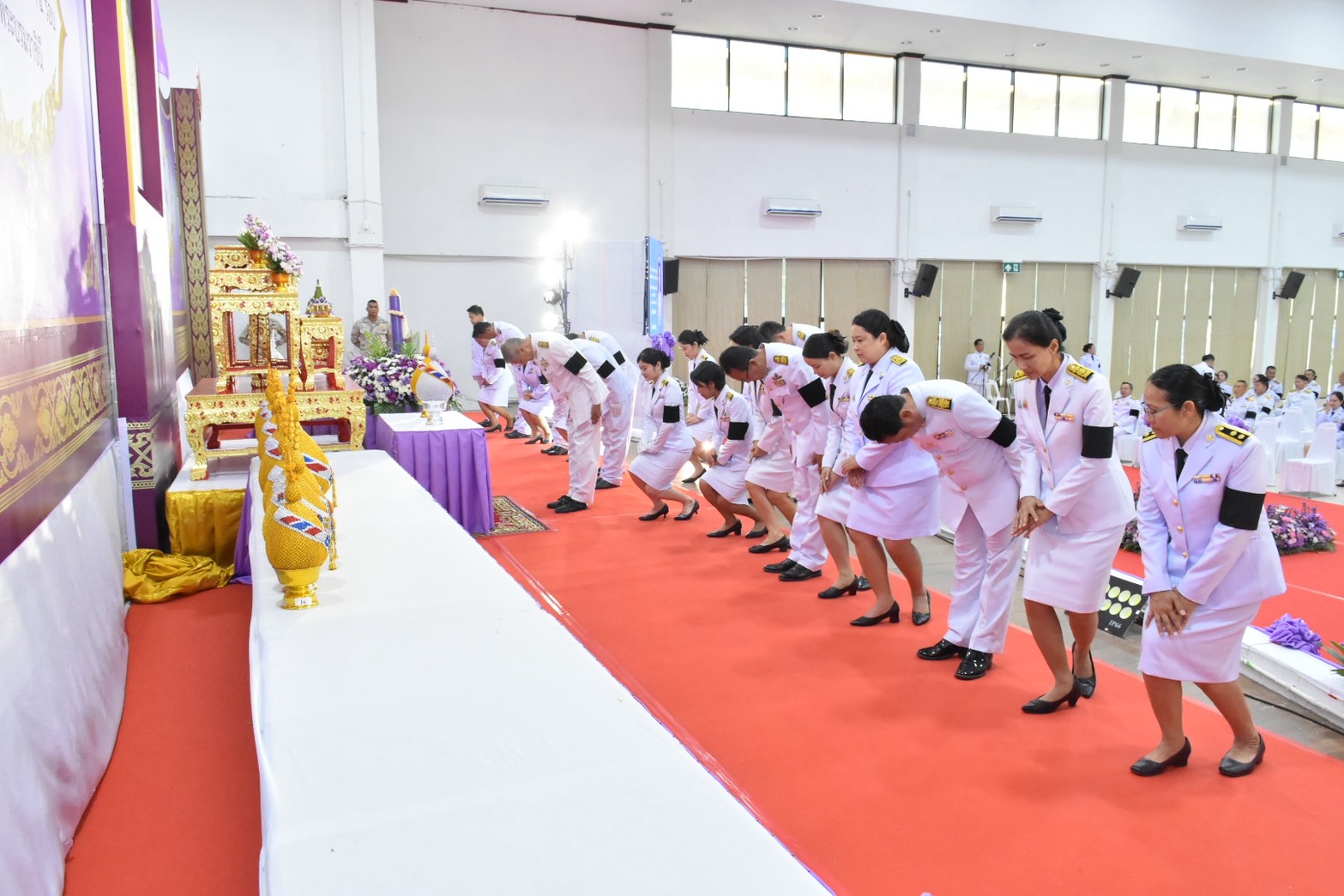 title - ส.ป.ก.อำนาจเจริญ ร่วมพิธีลงนามถวายพระพรชัยมงคล เจริญพระพุทธมนต์และทำบุญตักบาตร ถวายเป็นพระราชกุศล เนื่องในโอกาสวันเฉลิมพระชนมพรรษา สมเด็จพระนางเจ้าฯ พระบรมราชินี 